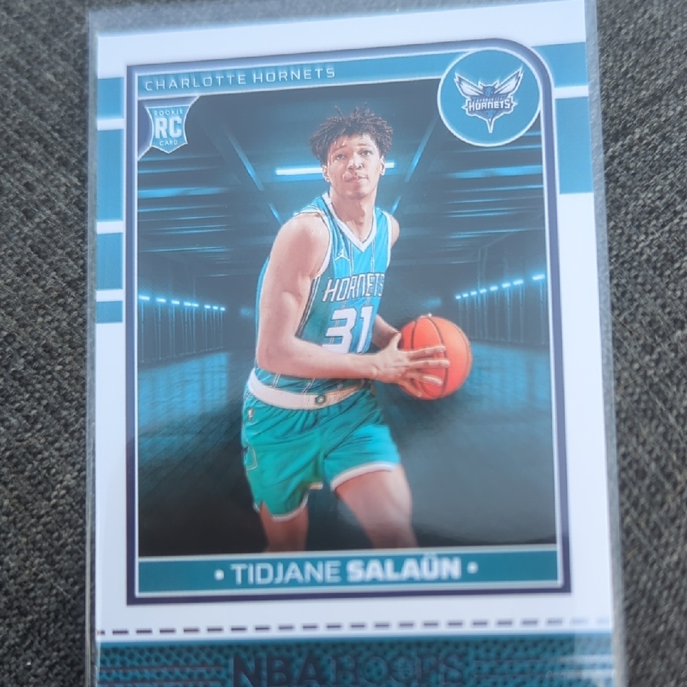 Charlotte Hornets Basketball Trading Card